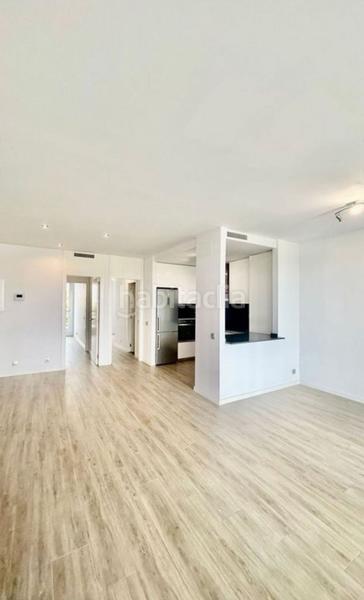 Foto 2444e693-13f2-48e7-b896-08f72bd1efa5. Etagenwohnung mit kamin parking pool in Cancelada Estepona