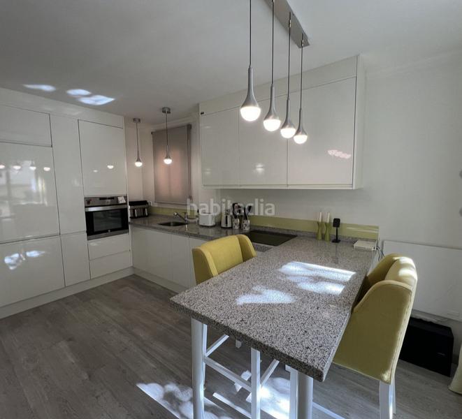 Foto cbd96e3b-017a-401e-a6f5-3ddd9ecdde35. Appartamento con camino parcheggio piscina in Paraiso - Barronal Estepona