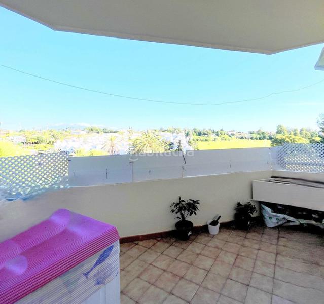 Foto b98a9f8e-1446-4b88-8073-83c9e95cafb4. Piso en Parque Central Estepona