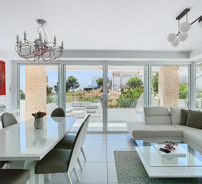 Foto b74f36a4-84e0-4264-ba50-729630d65033. Flat with fireplace parking pool in Torremuelle Benalmádena