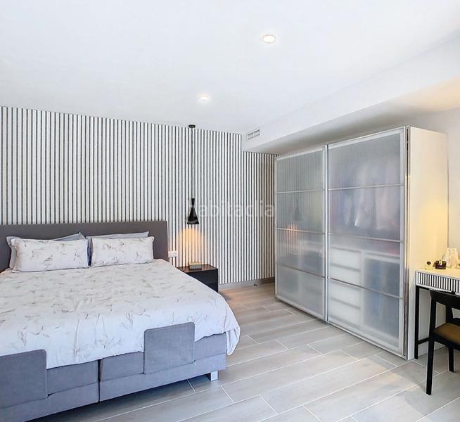 Foto b8c76159-1406-4f8c-b791-e8a5ced1cf57. Flat with fireplace parking pool in Torremuelle Benalmádena