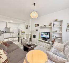 Appartement à Puerto Deportivo. Beautiful apartment just 20 meters from the beach in fuengirola