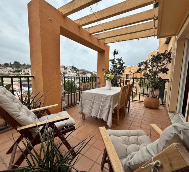 Foto 35388ad8-a393-480c-9cb9-ab97b448c1f3. Appartamento con camino parcheggio piscina in Torreblanca del Sol Fuengirola