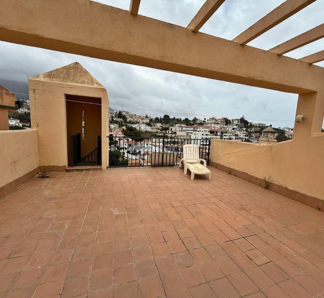 Foto cc673090-7566-4bf8-a2b7-c9ce710b4251. Appartamento con camino parcheggio piscina in Torreblanca del Sol Fuengirola