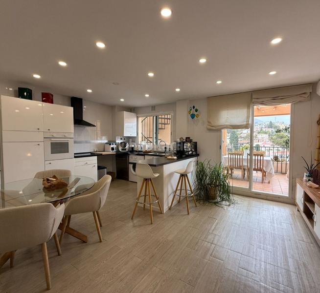 Foto e6cb022c-0b39-4958-bea6-b7ee868e7c5f. Appartamento con camino parcheggio piscina in Torreblanca del Sol Fuengirola