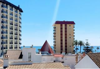 Piso en Puerto Deportivo. Large flat in the centre of fuengirola