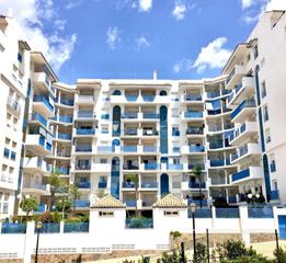 Pis a Puerto de Estepona. Sea view apartment for sale in estepona port