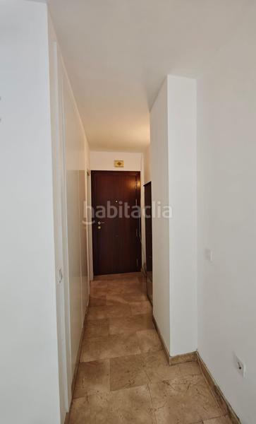 Foto 2112b57a-0f14-45a5-a943-d8c6715fac12. Pis amb xemeneia piscina a Playa Bajadilla - Puertos Marbella