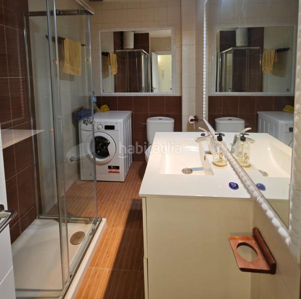 Foto c6402d43-8ea4-4f52-925a-8fe28ff8396f. Pis amb xemeneia piscina a Playa Bajadilla - Puertos Marbella