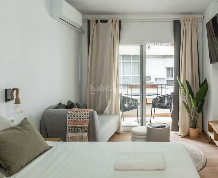 Foto 2b89f480-4484-4ac5-b7c3-c8723a3f7010. Pis amb xemeneia a La Carolina - Guadalpín Marbella