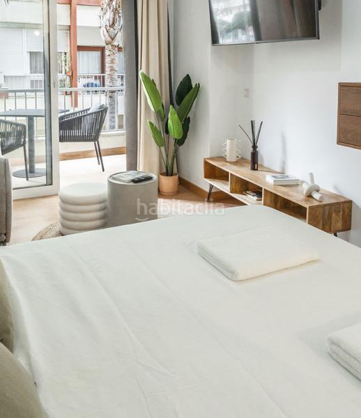 Foto d6c65ec4-7f0e-4958-a496-0fc2c08c0aed. Pis amb xemeneia a La Carolina - Guadalpín Marbella