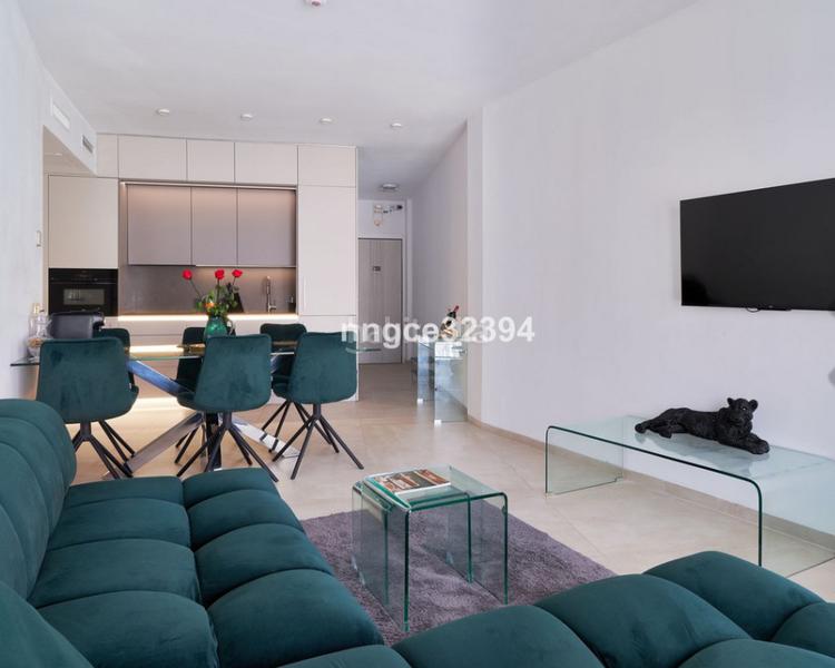 Foto 091f6d1d-b31d-4724-b144-534f101977c9. Appartamento con camino in Playa Bajadilla - Puertos Marbella