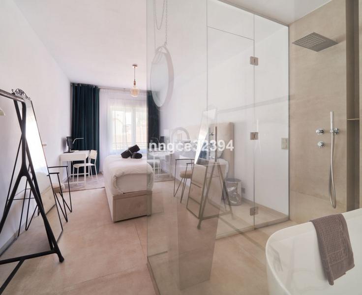 Foto 2ae61751-e775-4f42-b0b3-1cd40ee5184c. Appartamento con camino in Playa Bajadilla - Puertos Marbella