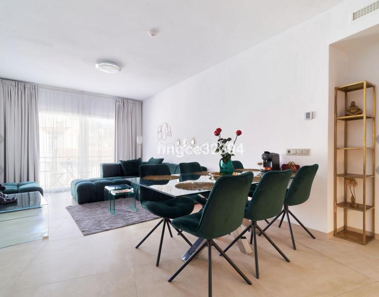 Foto f7ec0de8-df80-4867-bb12-14344fa1721e. Appartamento con camino in Playa Bajadilla - Puertos Marbella