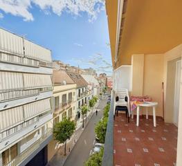 Piso en Puerto Deportivo. Apartment in second line of beach in the center of fuengirola