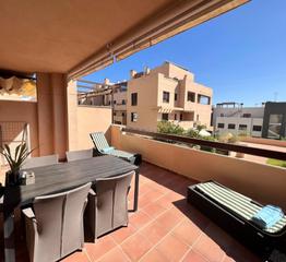 Piso en La Cala Mijas. This is a very sought after area in la cala de mijas as it is wa