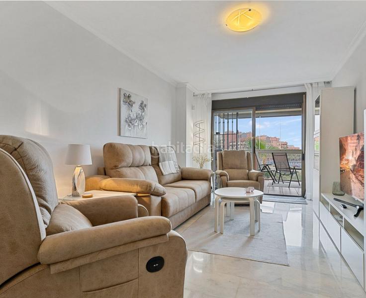 Foto 0ba71d19-f24d-4554-bec3-4754aee93d11. Etagenwohnung mit kamin parking pool in Torremuelle Benalmádena