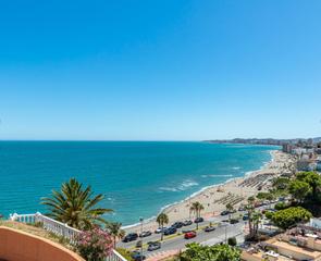 Pis a Torremuelle. Stylish two-bedroom house with sea views in carvajal