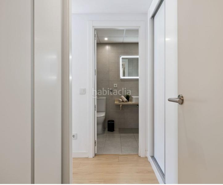 Foto 6e2f3a3b-182d-4e4f-8874-fc637b7aaa7d. Appartamento con camino parcheggio in Parque Central Estepona