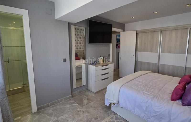 Foto b328458a-7909-482a-9e49-17d823ce662c. Appartamento con camino piscina in La Carihuela - Los Nidos Torremolinos