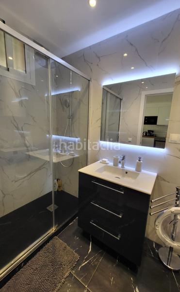 Foto aa53d602-3134-4f49-aaa6-9998a6a5e664. Flat with fireplace in Playa de los Boliches Fuengirola