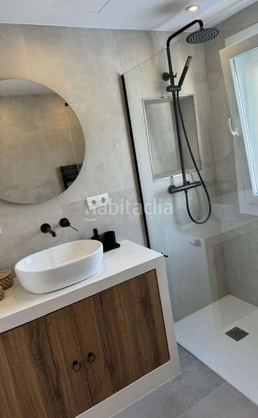 Foto a0e83f75-3d25-48d3-8378-f9142e39ca85. Appartement mit kamin parking pool in La Carihuela - Los Nidos Torremolinos