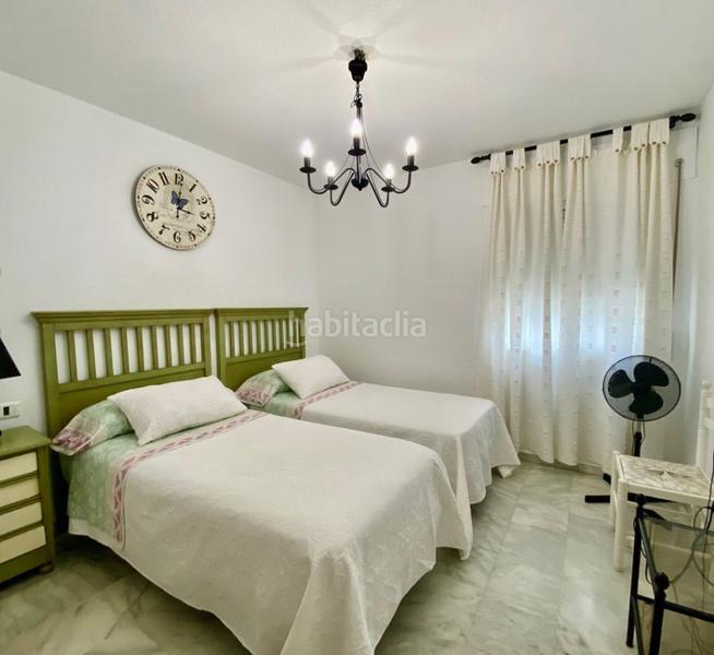 Foto aa3f1e77-c989-49d8-bc73-4deb3bd228c7. Appartement avec cheminée parking piscine dans Nueva Atalaya Estepona