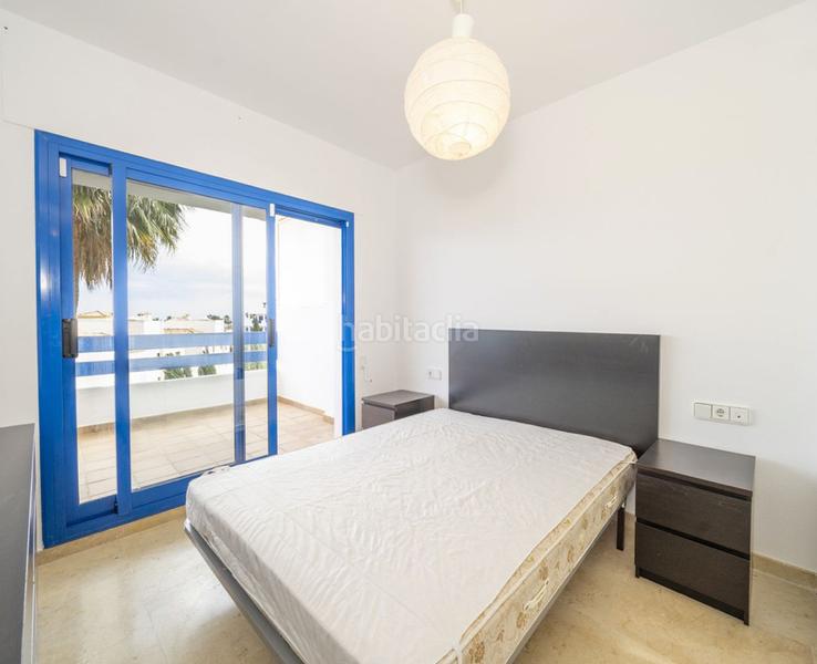 Foto f7cbc955-60aa-49ca-bc99-8b9dc8df40c0. Appartamento con camino parcheggio piscina in La Duquesa Manilva