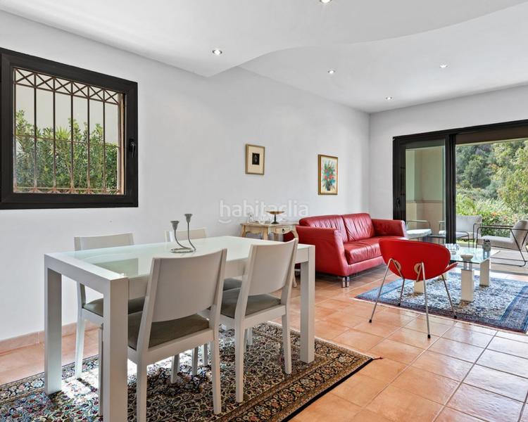 Foto a1b58f34-9f2f-44a1-9634-d65aa96d660e. Piso urb. pueblo del rio en Río Real Marbella