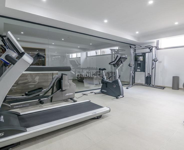 Foto 1135dacd-bca0-418b-8d70-c33f8c44f10f. Appartamento con camino parcheggio piscina in Paraiso - Barronal Estepona