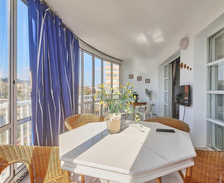 Foto 604da8bc-1616-4889-9481-a48536d401bf. Appartement avec cheminée piscine dans Castillo Sohail - Myramar Fuengirola