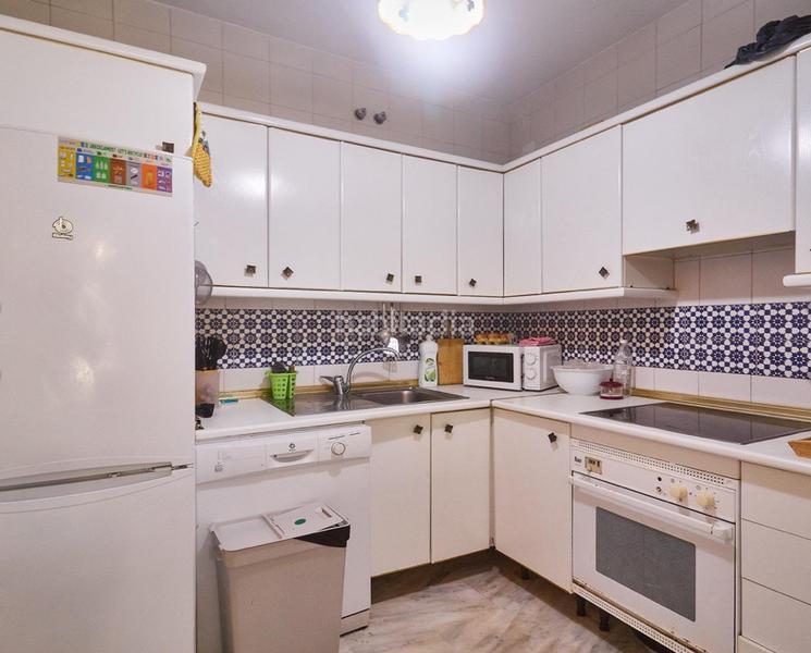 Foto 7fadc7ba-568f-4806-9648-47f26f46dacb. Appartement avec cheminée piscine dans Castillo Sohail - Myramar Fuengirola