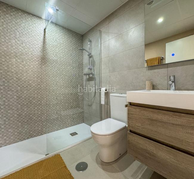 Foto 2fc314d4-302a-40d1-a0bd-442cbe1707b6. Appartamento con camino parcheggio piscina in Benahavís pueblo Benahavís