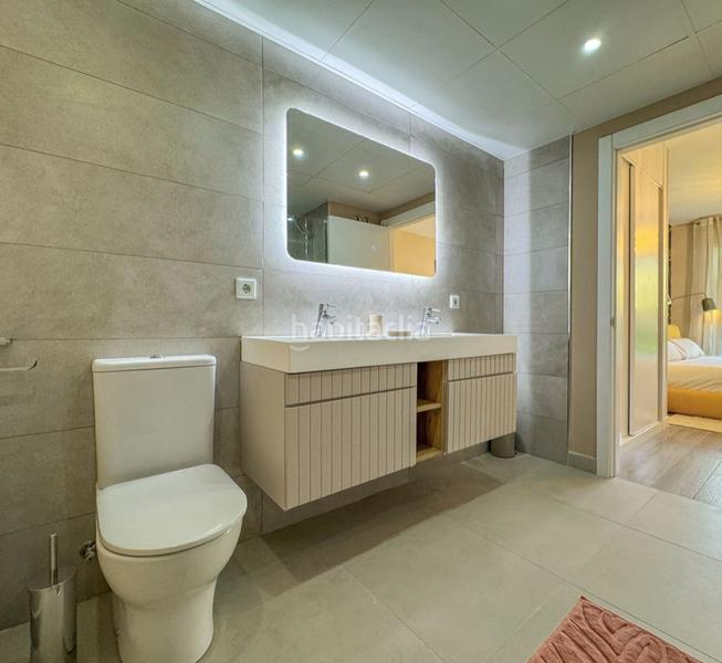 Foto 4cd765b4-784b-465f-901c-40cc1dd36dda. Appartamento con camino parcheggio piscina in Benahavís pueblo Benahavís