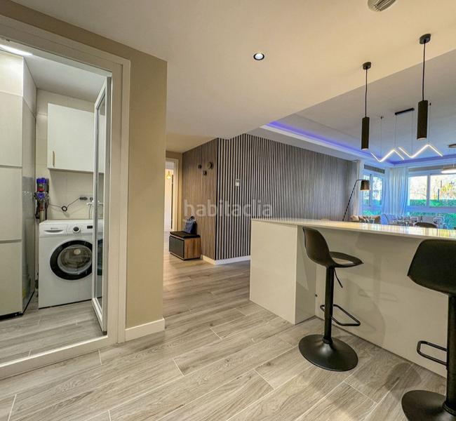 Foto af4f3dff-3575-492f-b85e-9419195a403d. Appartamento con camino parcheggio piscina in Benahavís pueblo Benahavís