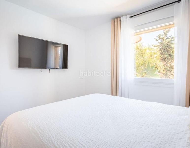 Foto bb14ce3b-a551-403b-b39f-963e059e98a3. Appartamento con camino parcheggio piscina in Nueva Andalucía centro Marbella