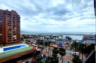 Piso en Puerto Deportivo. Fuengirola
