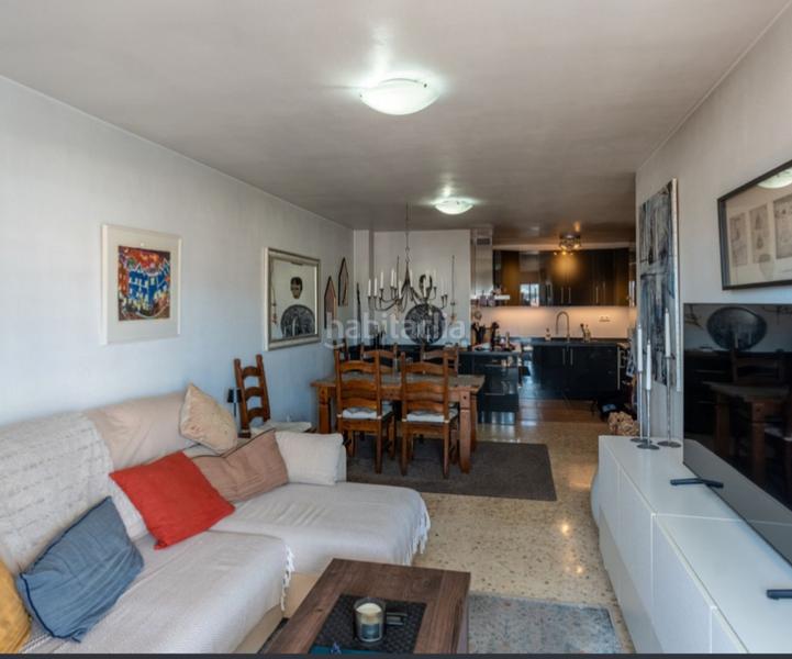 Foto a696f56d-8628-41b0-a267-b318d318a767. Piso top location in – bright and private apartment with garage & views! en Fuengirola