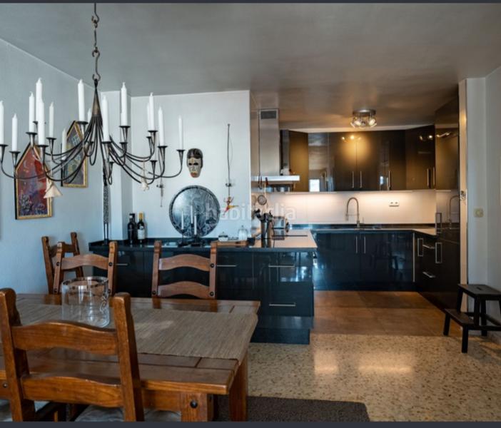 Foto c50bf6b7-bd84-4ec0-b1a4-7dc3146fecf6. Piso top location in – bright and private apartment with garage & views! en Fuengirola