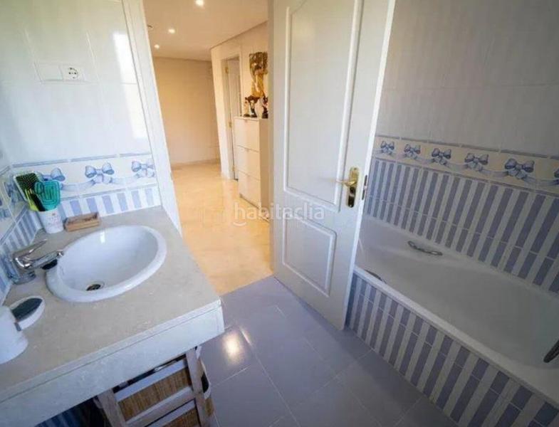 Foto 9a007e8f-80a3-4148-9685-5c289822c9e2. Piso great apartment in Calahonda en Calahonda Mijas