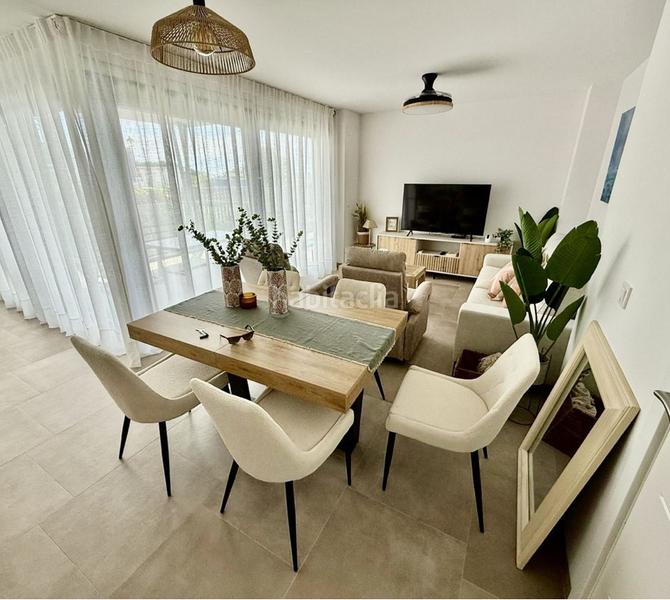 Foto a95b485c-d5d6-4cb6-8c5c-c196b3fc29df. Appartamento con camino parcheggio piscina in Los Pacos Fuengirola