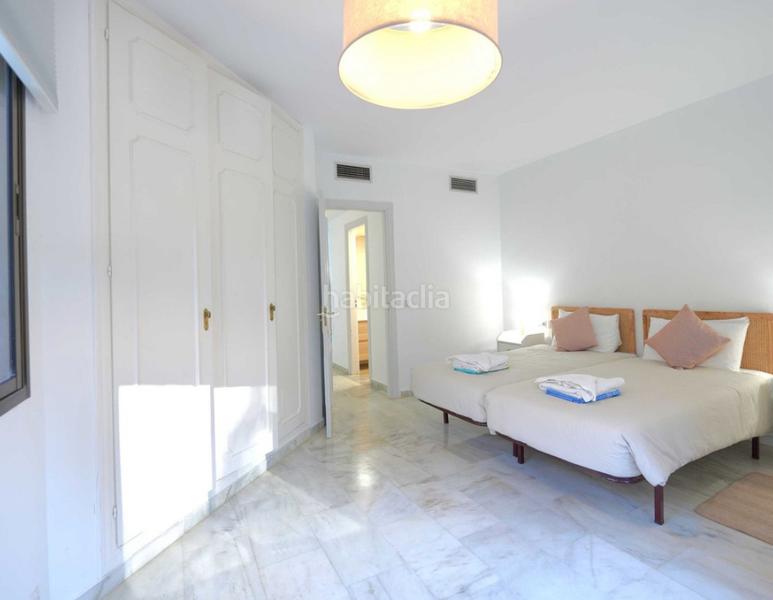 Foto 1ebff0d4-abab-40cc-b0e6-2512b12f98fa. Appartamento con camino piscina in Romana Playa Marbella