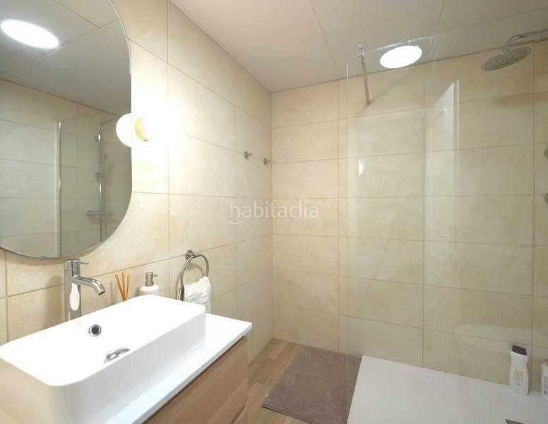 Foto 7bac6f3e-d75b-4953-9774-30a4eb0aa96c. Appartamento con camino piscina in Romana Playa Marbella