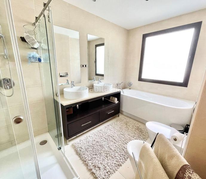 Foto 312aa314-4b5d-41f4-84ff-3ce6df6cce47. Appartement avec cheminée parking piscine dans Alto de los Monteros Marbella