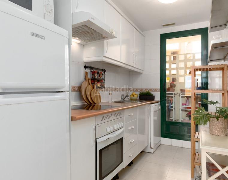 Foto 5a5bb37d-7680-40e7-be8d-d900553b7c24. Appartamento con camino parcheggio piscina in Zona Centro Comercial Torrequebrada Benalmádena