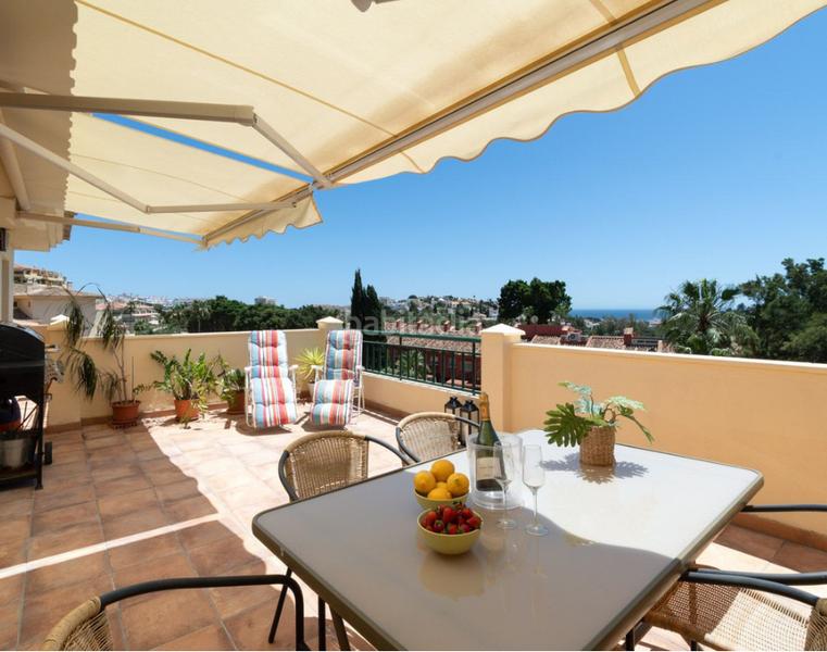 Foto 62fb5535-43f0-44ce-95b4-f5bd9525c191. Appartamento con camino parcheggio piscina in Zona Centro Comercial Torrequebrada Benalmádena