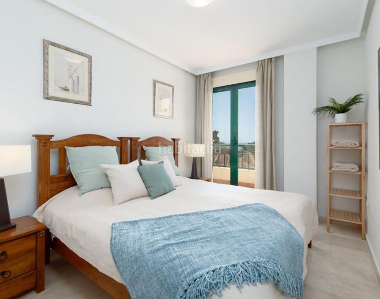 Foto cc663927-448f-45a4-b76b-9bd31bb0500e. Appartamento con camino parcheggio piscina in Zona Centro Comercial Torrequebrada Benalmádena