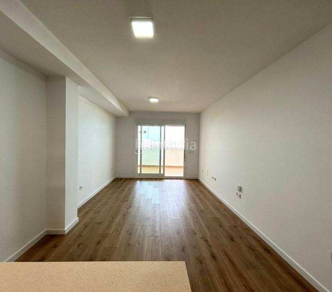 Foto e1bff711-a2e6-475c-9fe2-d1e3afdb1dc4. Appartamento con camino piscina in Las Gaviotas - Carvajal Fuengirola