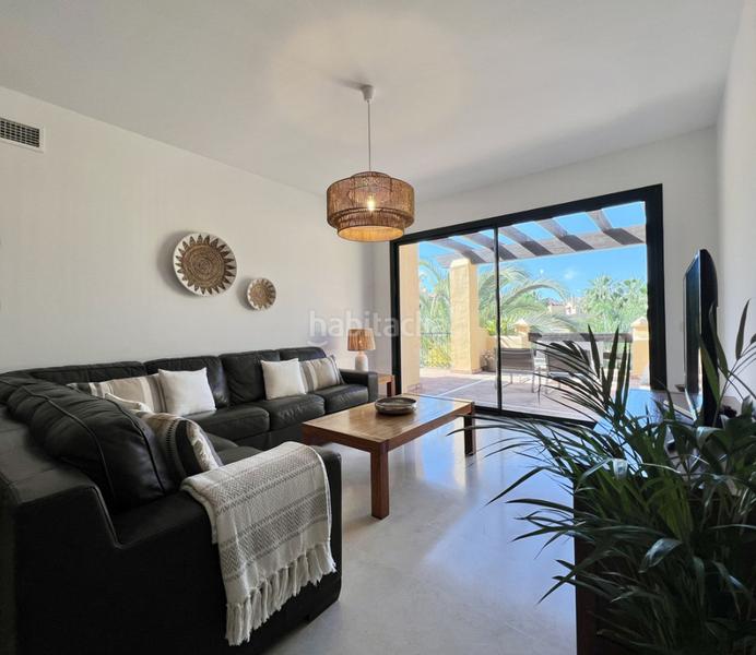 Foto ca2adc0d-347e-4fee-bbc5-9354f4989c30. Appartamento con camino piscina in Paraiso - Barronal Estepona