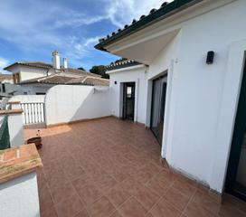 Piso en Riviera del Sol. Charming three-bedroom townhouse in riviera del sol